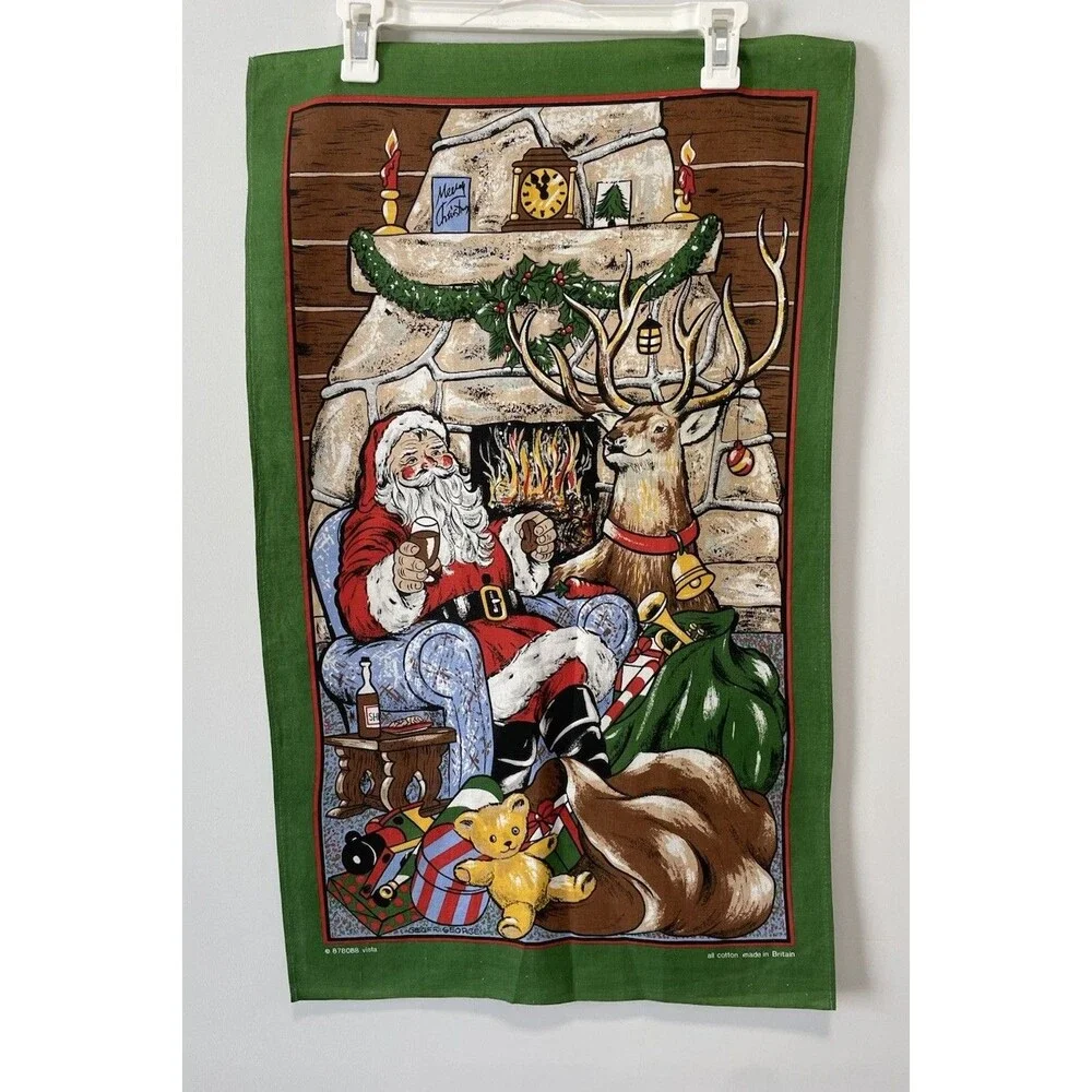 2 Vintage Christmas Holiday Santa Kitchen Towels Party Decor 50s Retro